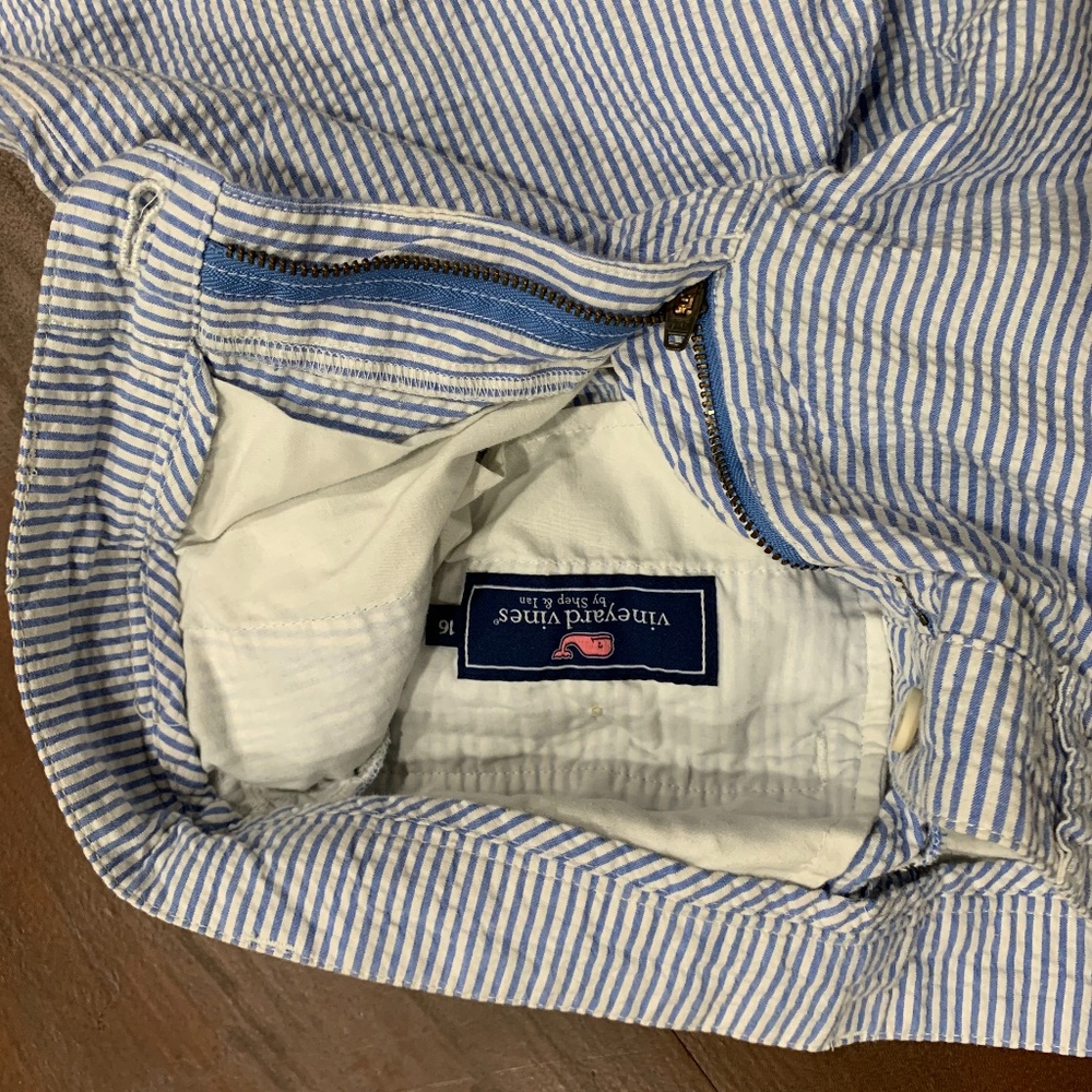 Vineyard vines boys shorts